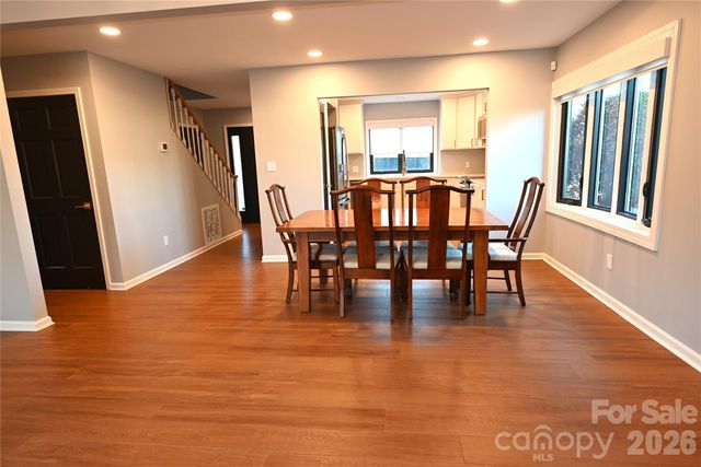 3761 Rock Bridge Drive NE, Conover, NC 28613