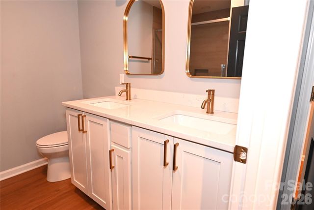 3761 Rock Bridge Drive NE, Conover, NC 28613