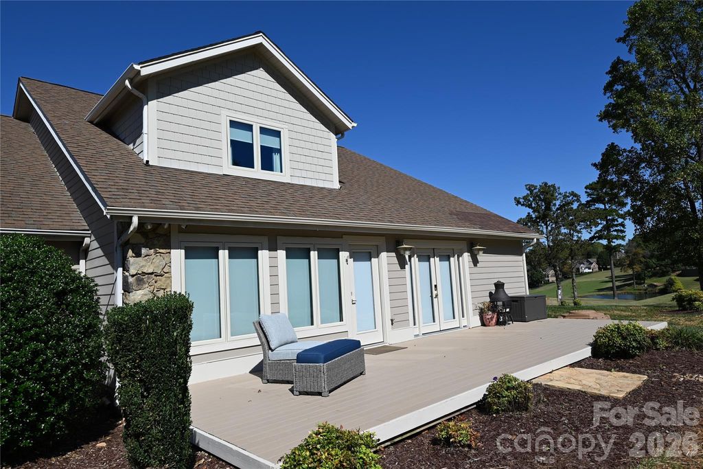 3761 Rock Bridge Drive NE, Conover, NC 28613