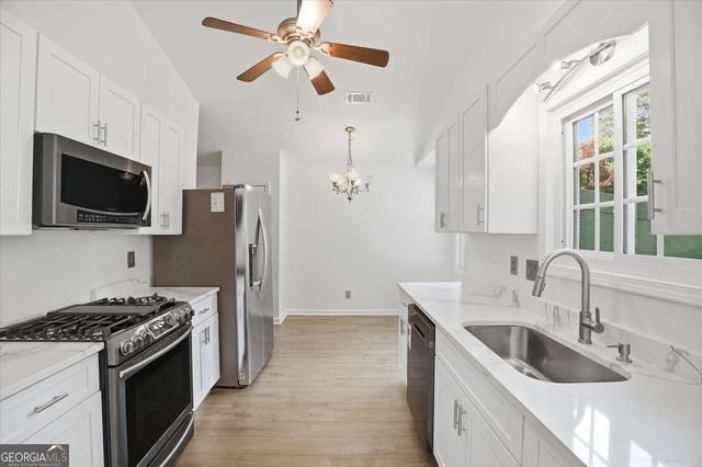 847 Riverstone Lane, Woodstock, GA 30188