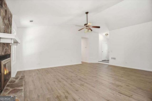 847 Riverstone Lane, Woodstock, GA 30188
