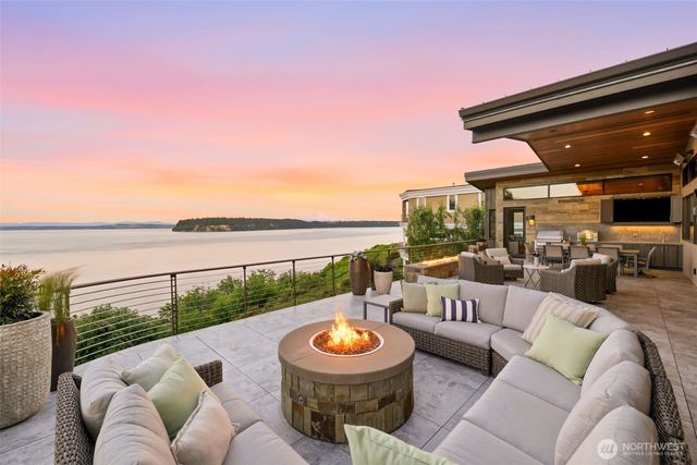 2854 Soundview Lane NW, Gig Harbor, WA 98335