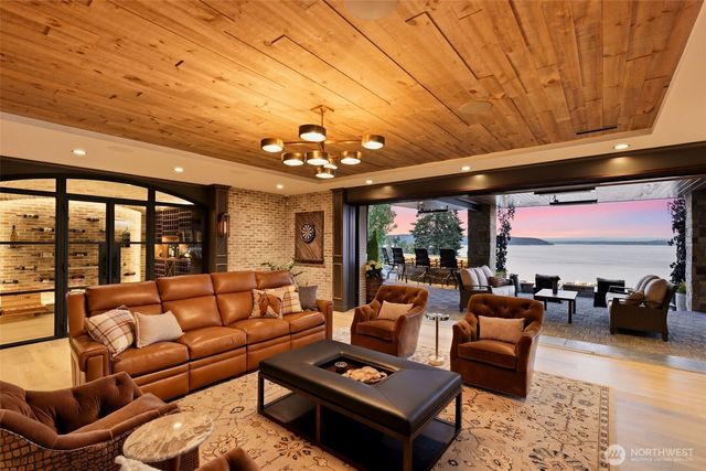 2854 Soundview Lane NW, Gig Harbor, WA 98335