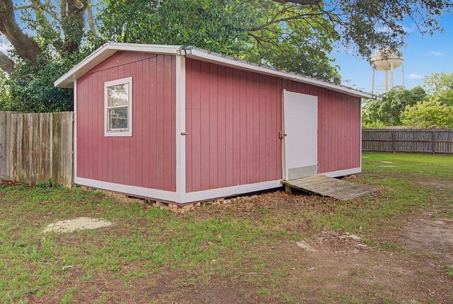 402 Cable Street, Headland, AL 36345