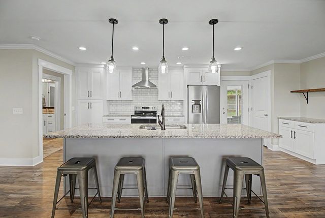 402 Cable Street, Headland, AL 36345