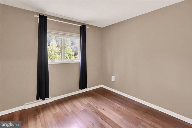 851 CADMUS RD, Pottstown, PA 19465