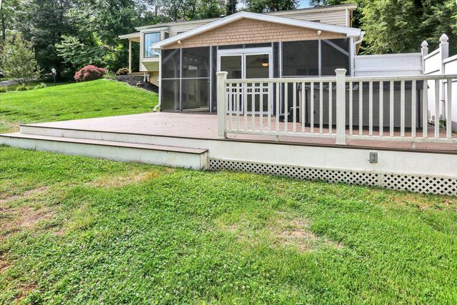 851 CADMUS RD, Pottstown, PA 19465