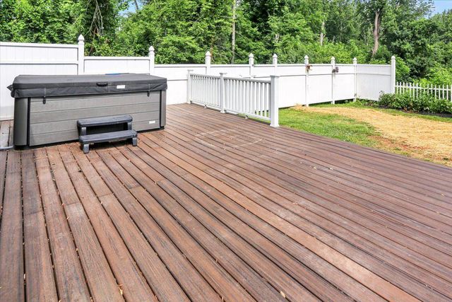 851 CADMUS RD, Pottstown, PA 19465