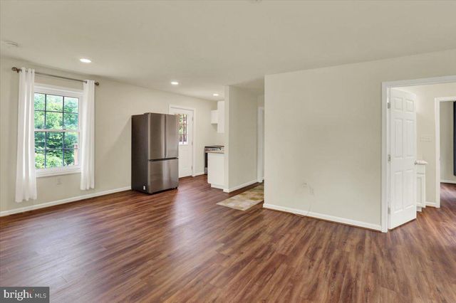 851 CADMUS RD, Pottstown, PA 19465
