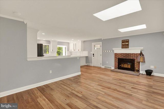 851 CADMUS RD, Pottstown, PA 19465