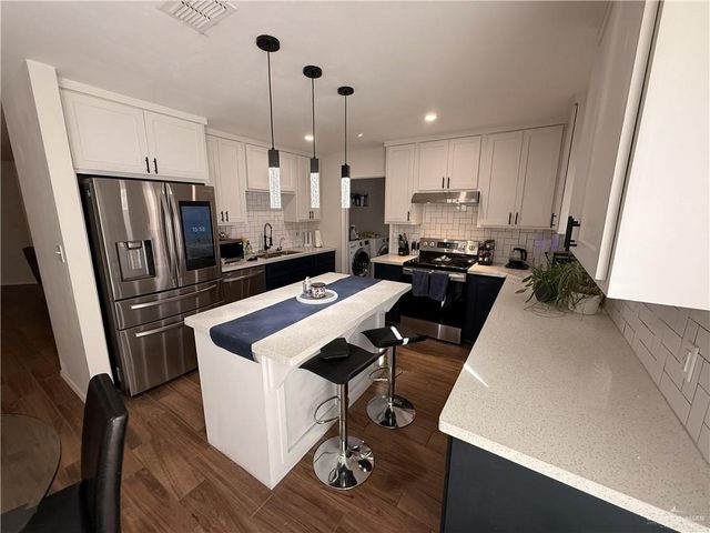 1911 Azalea Street, Mission, TX 78573