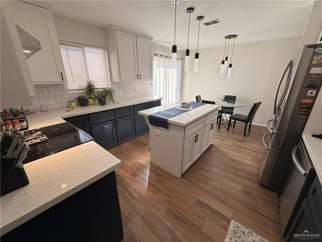 1911 Azalea Street, Mission, TX 78573