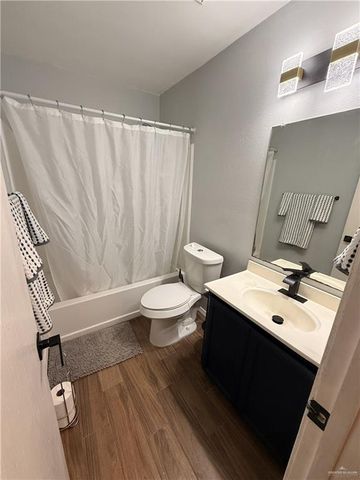 1911 Azalea Street, Mission, TX 78573