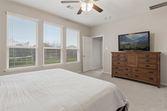 1721 Settlement Way, Aubrey, TX 76227