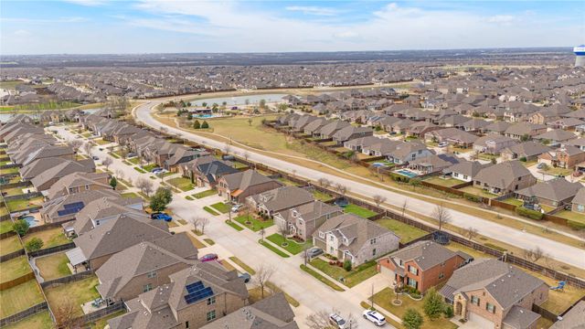 1721 Settlement Way, Aubrey, TX 76227