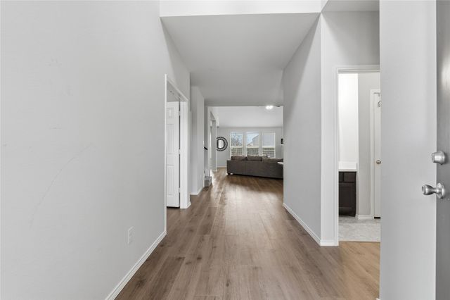 1721 Settlement Way, Aubrey, TX 76227