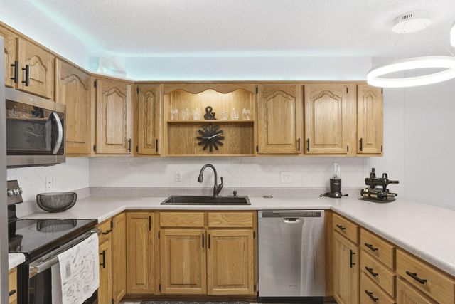 150 Sunken Forest Drive 243, Forsyth, MO 65653