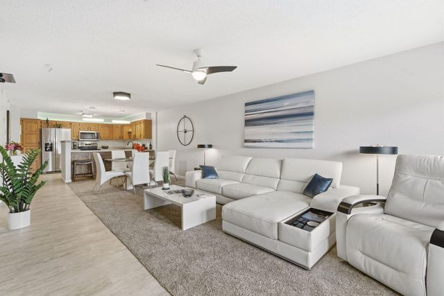 150 Sunken Forest Drive 243, Forsyth, MO 65653