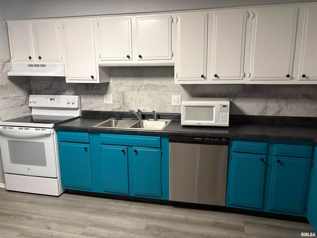 1901 Jeanette Ln Apt 3, Springfield, IL 62702