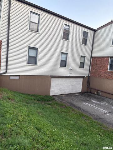1901 Jeanette Ln Apt 3, Springfield, IL 62702