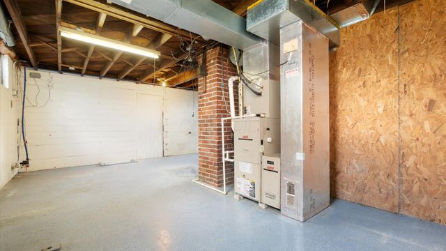 1195 W Main Street, Newark, OH 43055