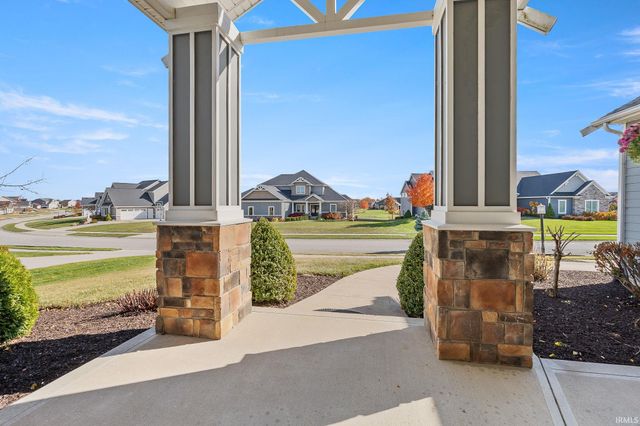 13708 Paperbark Trail, Fort Wayne, IN 46814