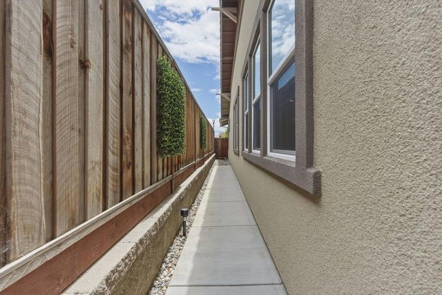 1130 Garcia, Hollister, CA 95023