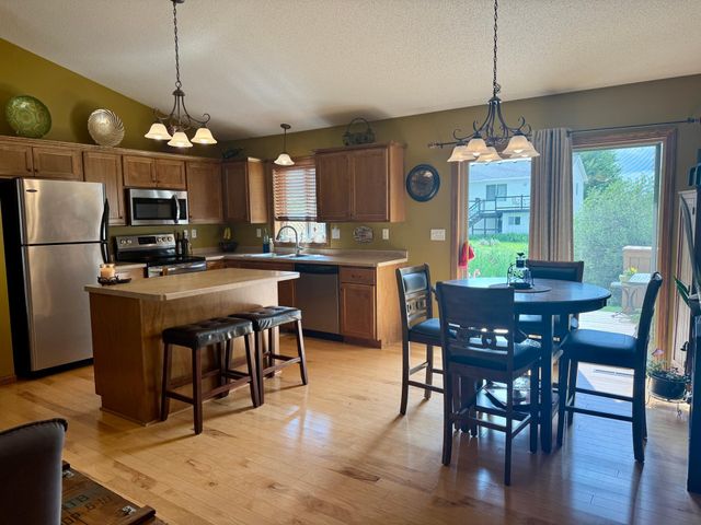 409 22nd Avenue N, Sartell, MN 56377