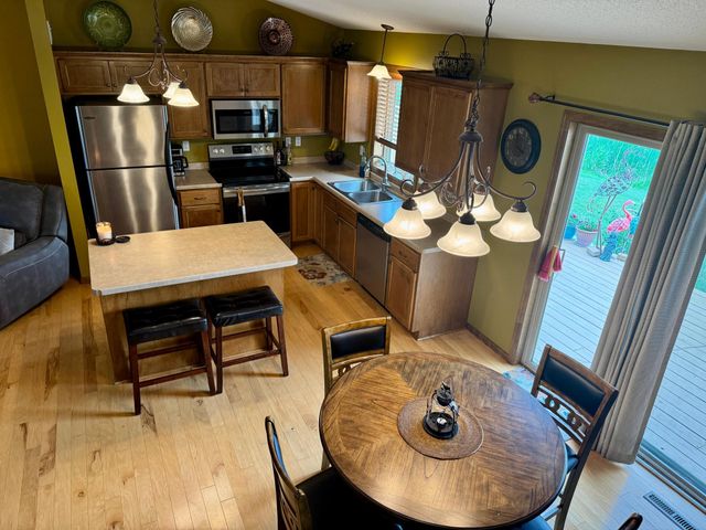 409 22nd Avenue N, Sartell, MN 56377