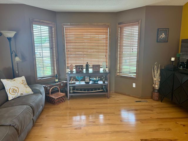 409 22nd Avenue N, Sartell, MN 56377