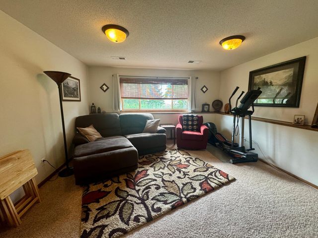 409 22nd Avenue N, Sartell, MN 56377