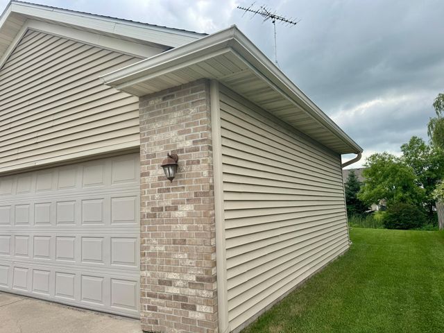409 22nd Avenue N, Sartell, MN 56377