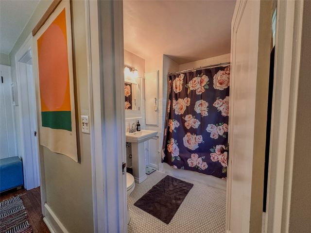 1541 48th Street, Des Moines, IA 50311