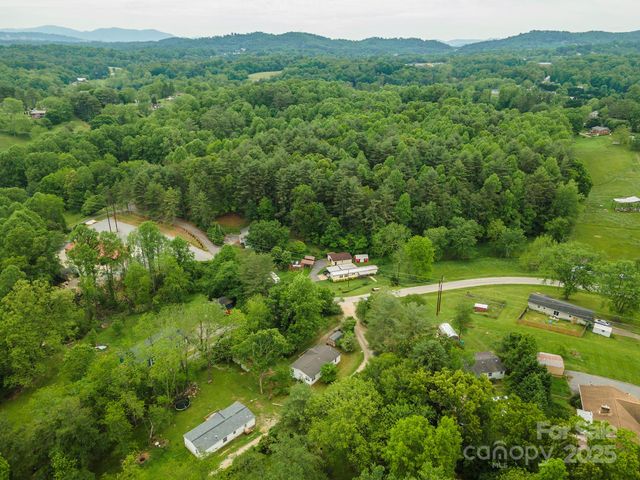 3 Audrey Lane, Asheville, NC 28806