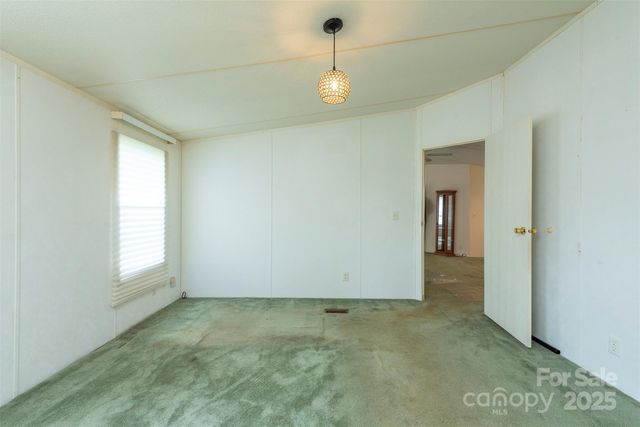 3 Audrey Lane, Asheville, NC 28806