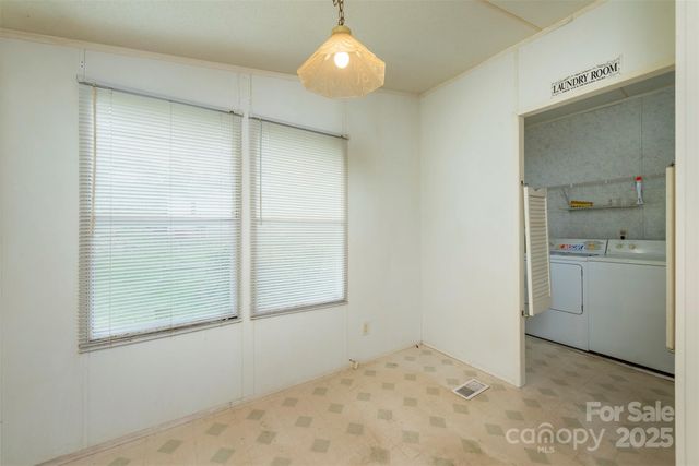 3 Audrey Lane, Asheville, NC 28806