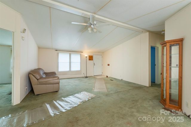 3 Audrey Lane, Asheville, NC 28806