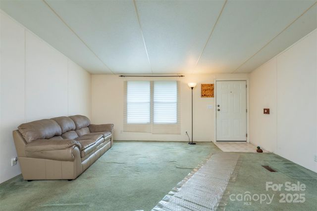 3 Audrey Lane, Asheville, NC 28806