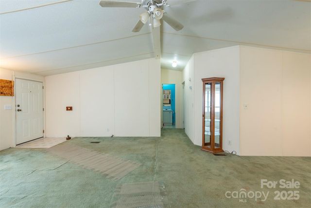 3 Audrey Lane, Asheville, NC 28806