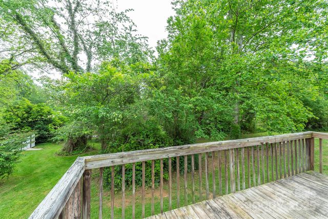 3 Audrey Lane, Asheville, NC 28806