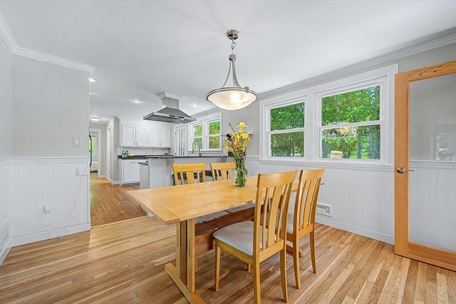 10 Fleetwood Drive, Norfolk, MA 02056