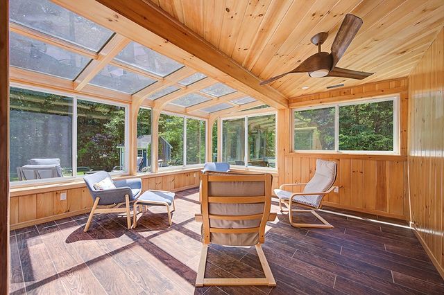 10 Fleetwood Drive, Norfolk, MA 02056