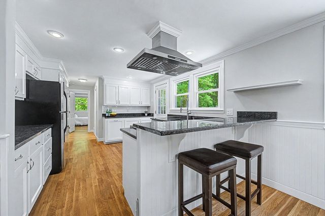 10 Fleetwood Drive, Norfolk, MA 02056