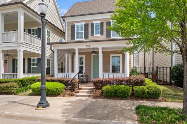 738 E Main Street, Coppell, TX 75019