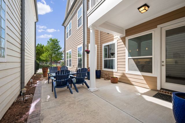 738 E Main Street, Coppell, TX 75019