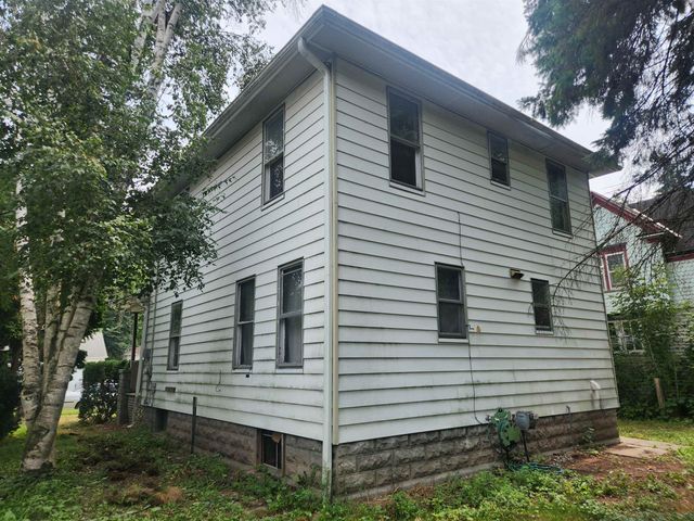 202 S Warner Street, Bay City, MI 48706