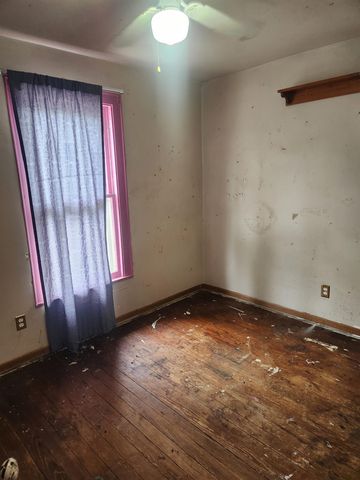 202 S Warner Street, Bay City, MI 48706