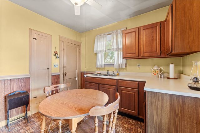 61 Nathanael Avenue, Pawtucket, RI 02860
