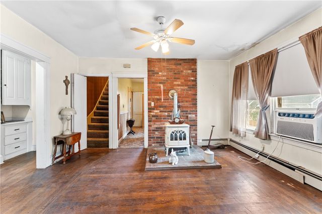 61 Nathanael Avenue, Pawtucket, RI 02860