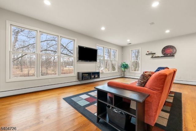 25 Morris Ave, Riverdale Boro, NJ 07457